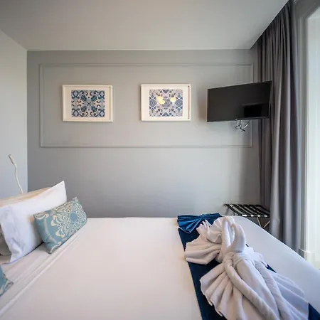 Hotel By Lisbon